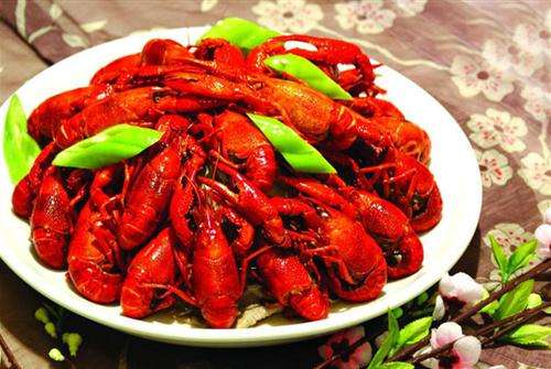 小龍蝦逆襲成餐桌“貴族”，背后隱藏怎樣的財稅問題？